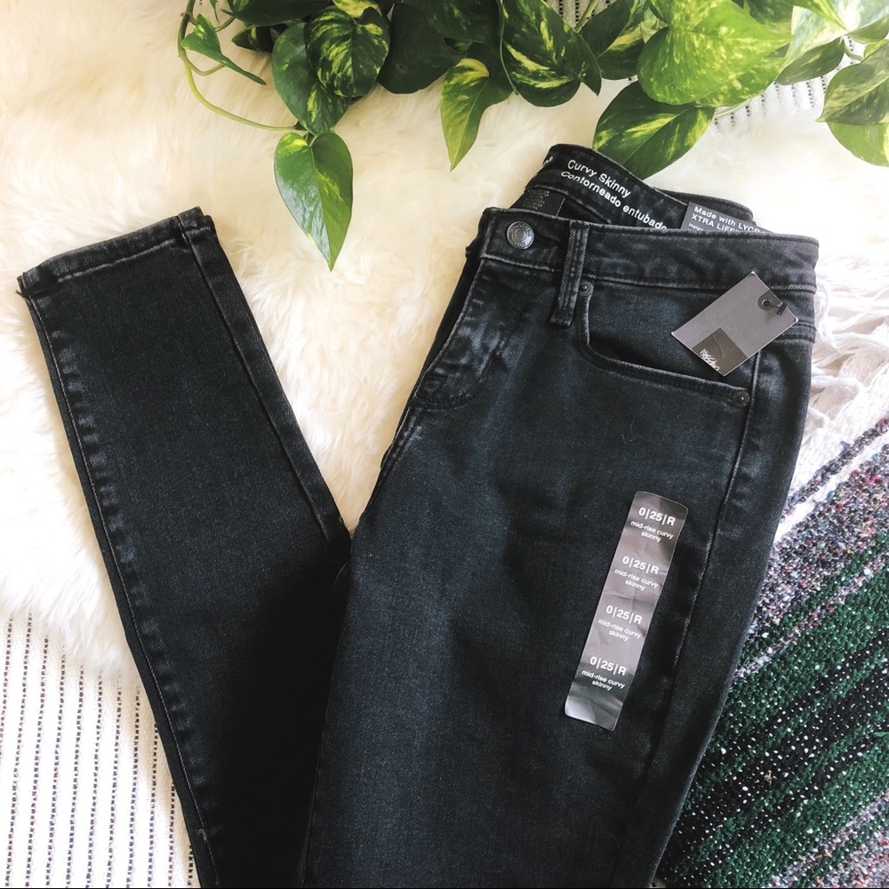 NEW WITH TAGS Black Skinny Jeans Curvy Stretch